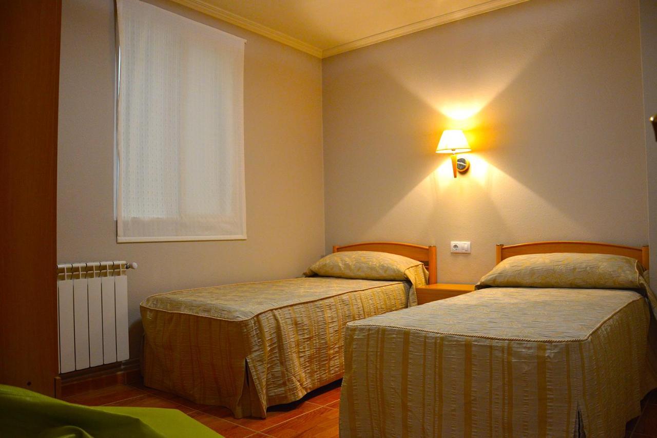 Pension Quilmes Vimianzo Exterior foto